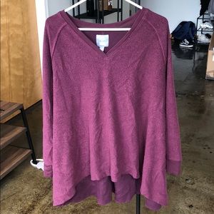 V-neck pull over